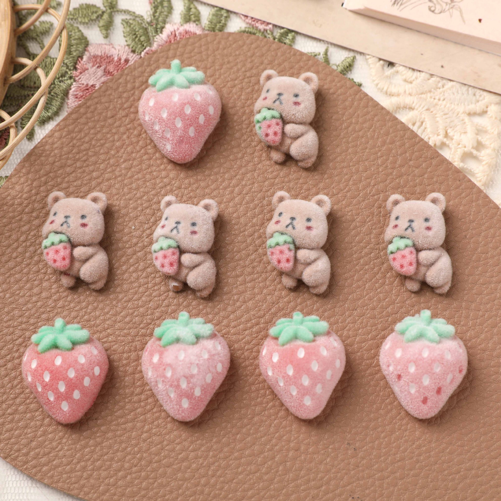 Simulation 3D Strawberry Bear DIY Flocking Resin Accessories