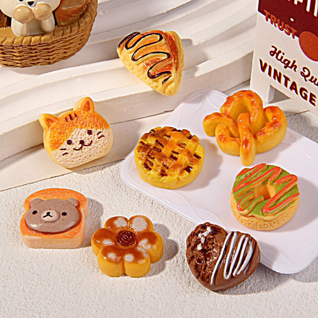 Cute bread DIY simulation food play resin accessories